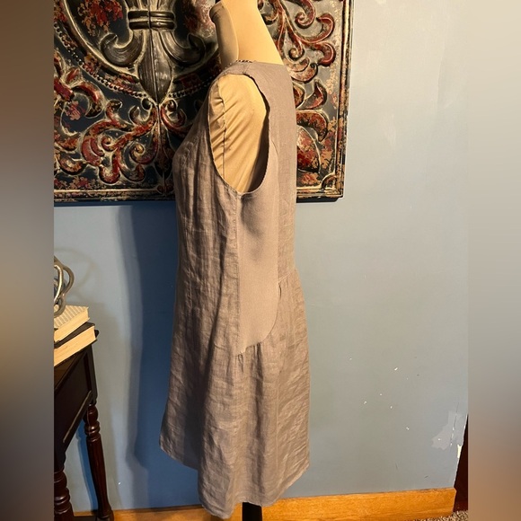 Lina Tomei Italy Beige 100% Linen Sheath Embellished V- Neck, size M - Picture 3 of 6